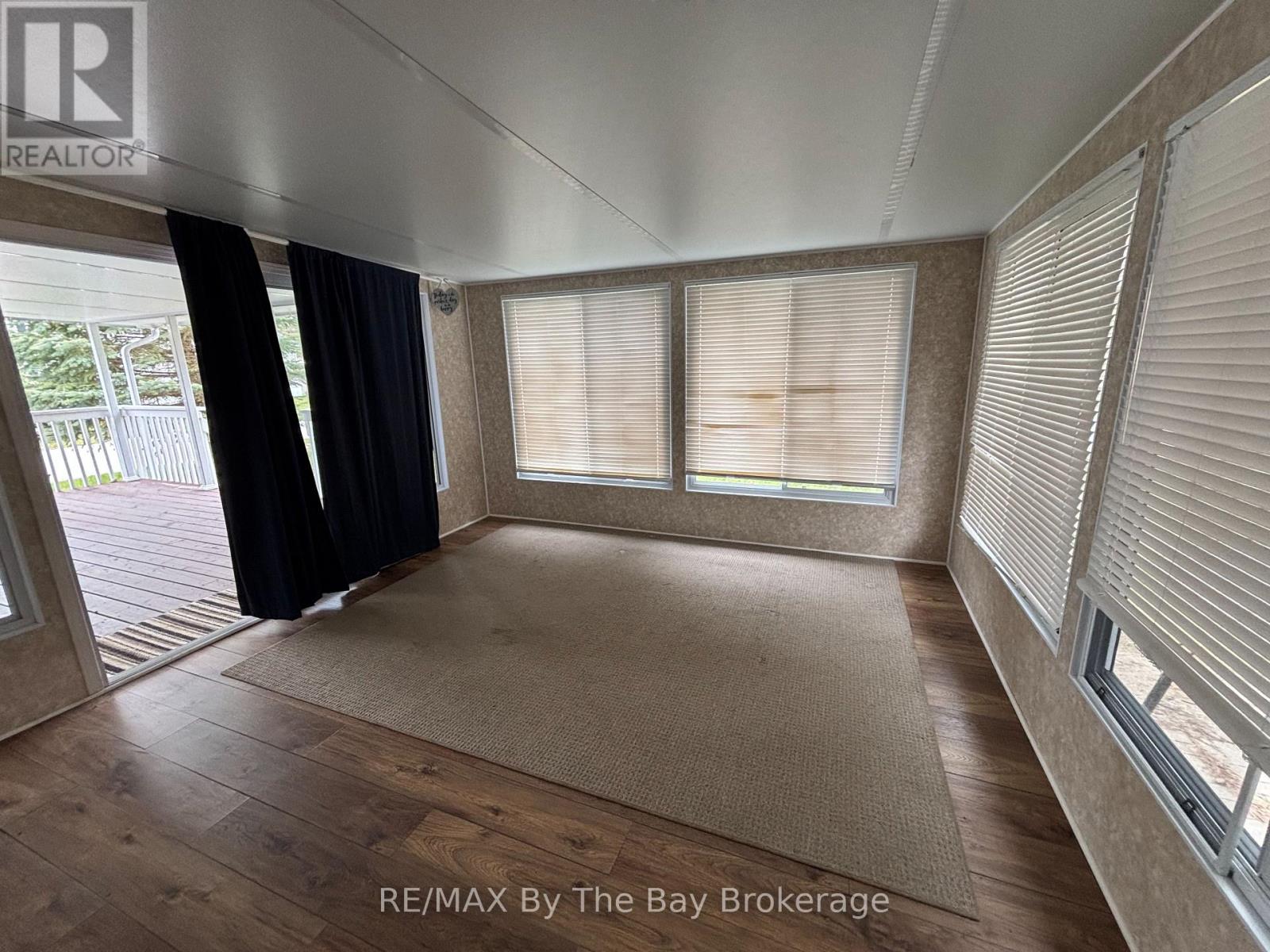 83 Madawaska Trail, Wasaga Beach, Ontario  L9Z 1X7 - Photo 11 - S13132490
