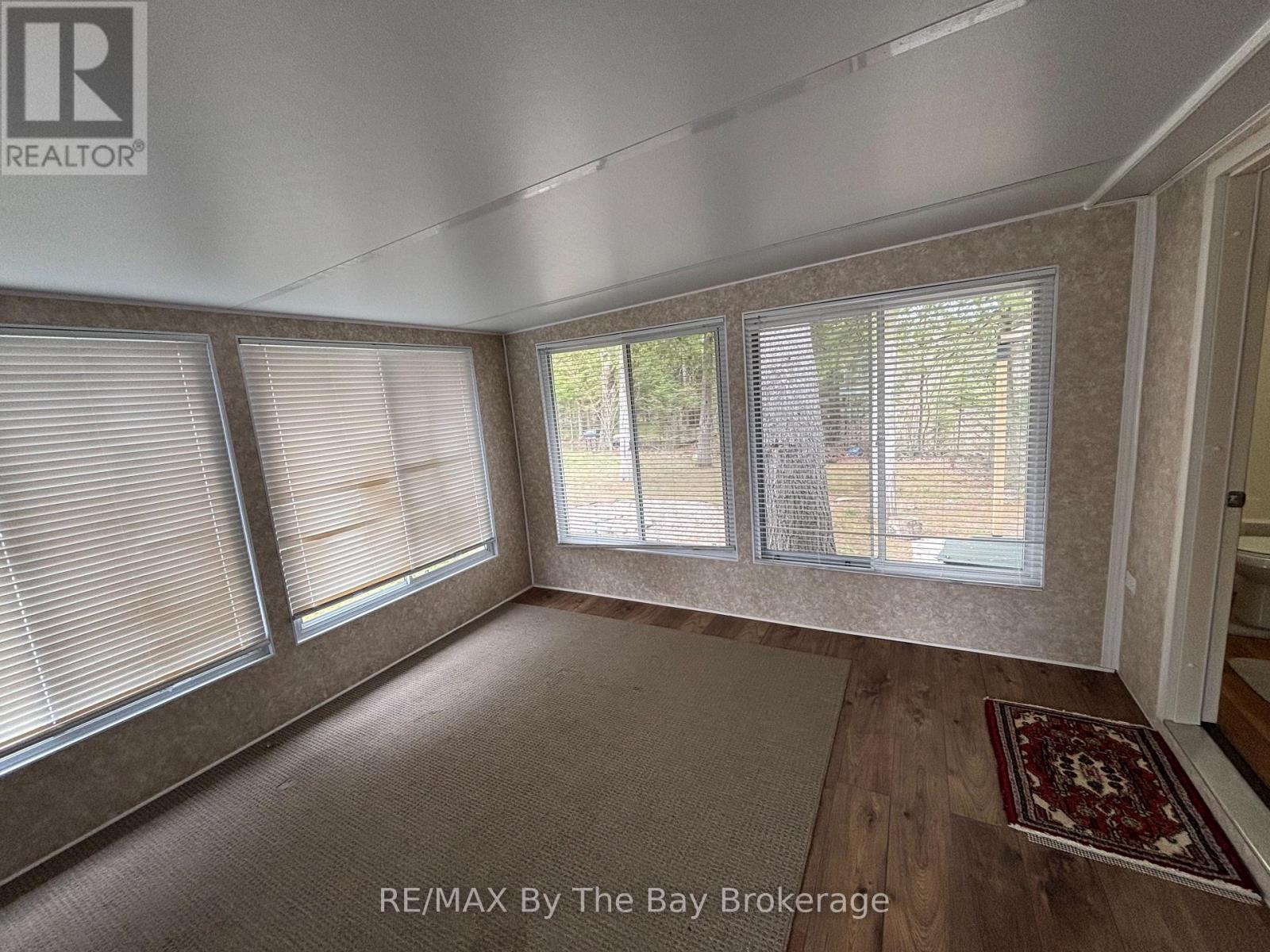 83 Madawaska Trail, Wasaga Beach, Ontario  L9Z 1X7 - Photo 12 - S13132490