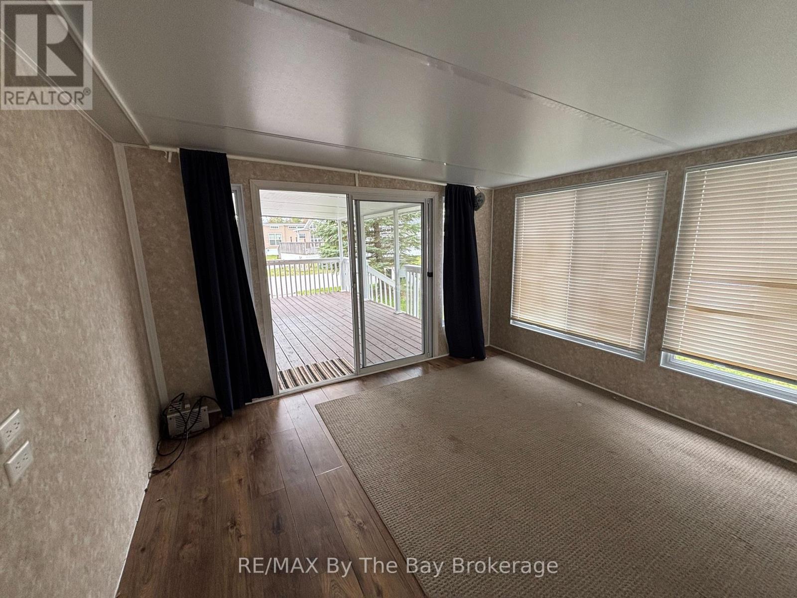 83 Madawaska Trail, Wasaga Beach, Ontario  L9Z 1X7 - Photo 13 - S13132490