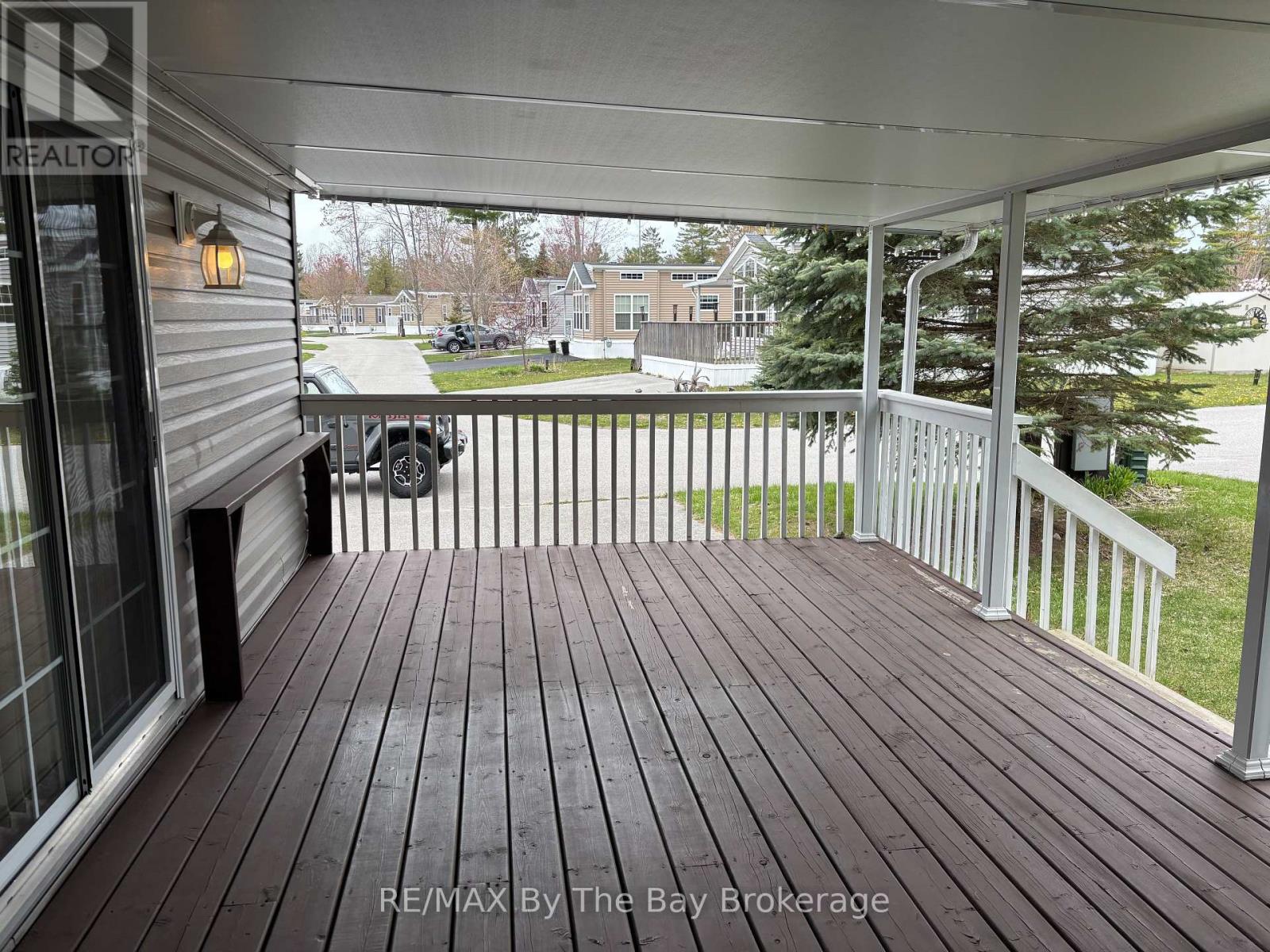 83 Madawaska Trail, Wasaga Beach, Ontario  L9Z 1X7 - Photo 14 - S13132490
