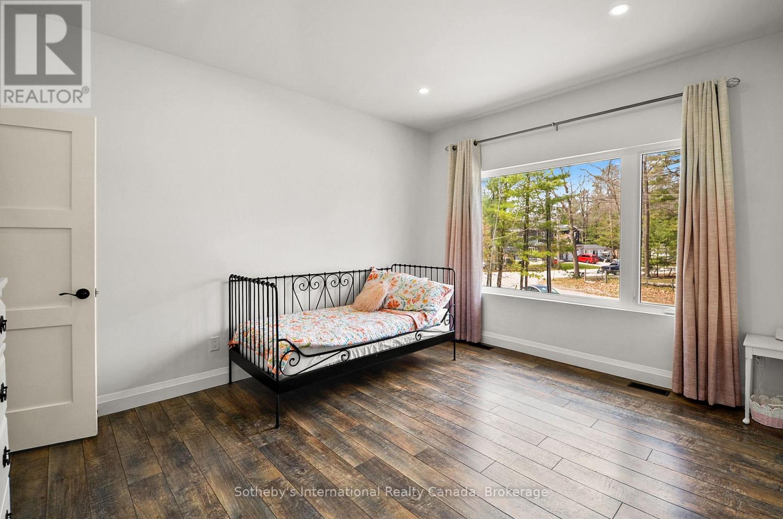 71 Oak Lea Boulevard, Wasaga Beach, Ontario  L9Z 2V1 - Photo 33 - S13132518