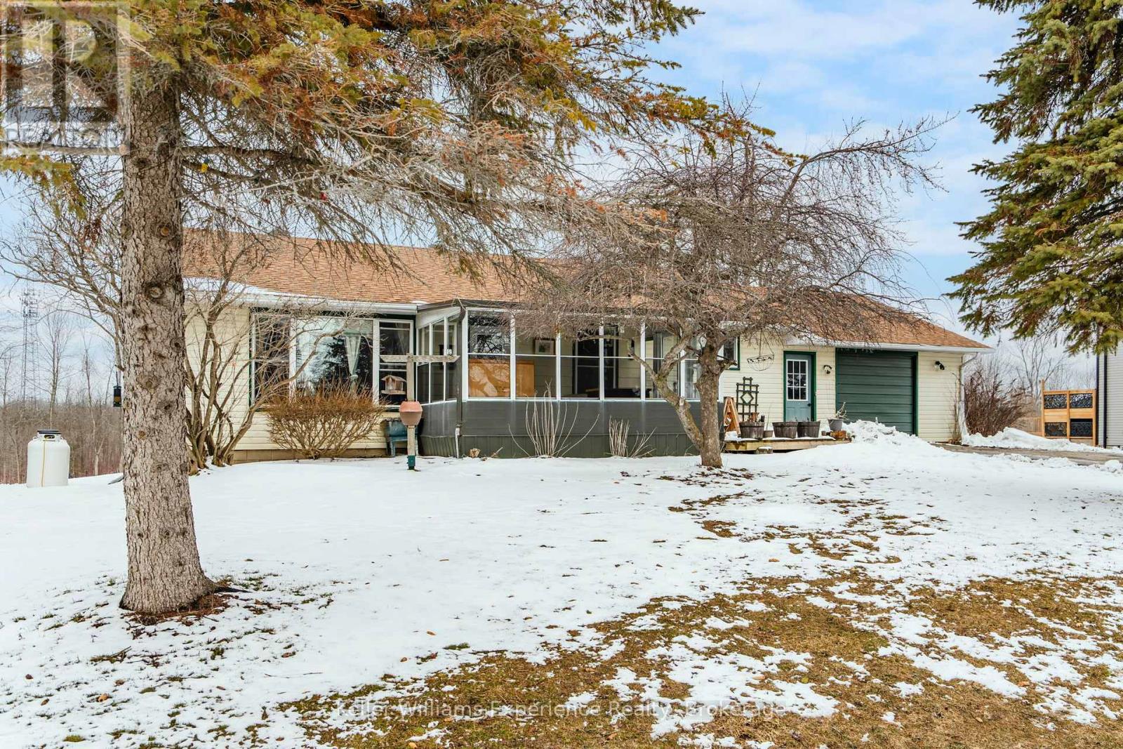 3928 Edgehill Road, Ramara, Ontario  L3V 6H7 - Photo 2 - S13132618