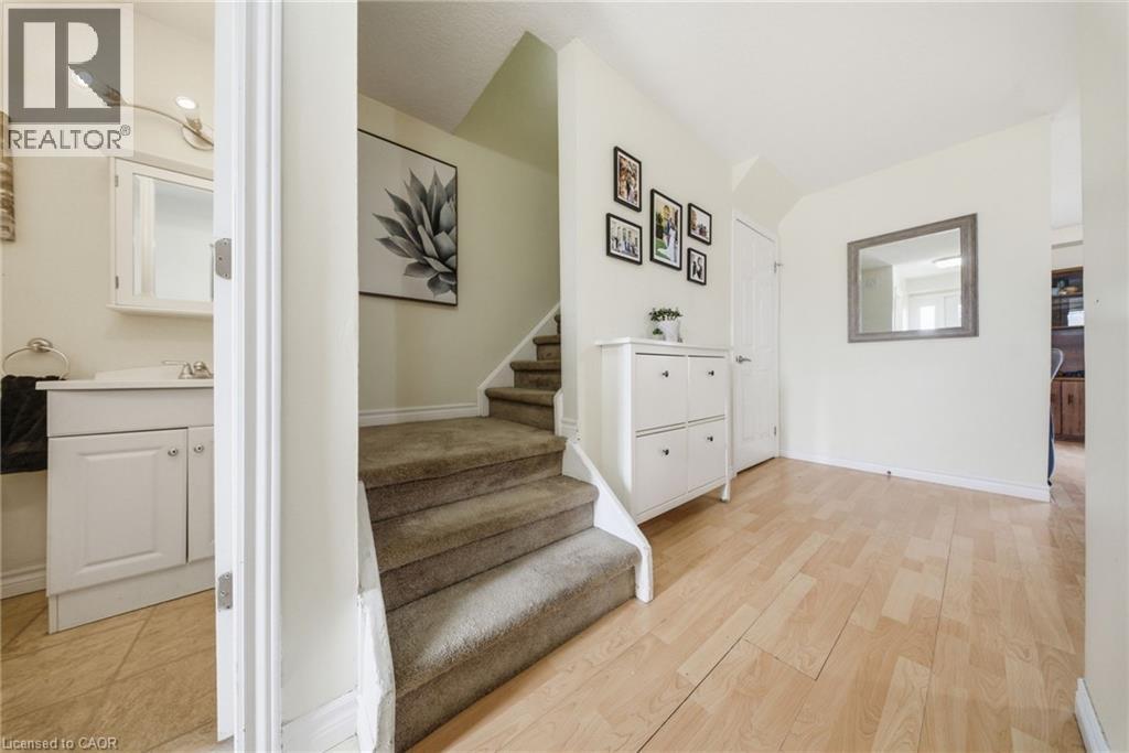 32 Mowat Boulevard Unit# 41, Kitchener, Ontario  N2E 1X4 - Photo 4 - 40829997