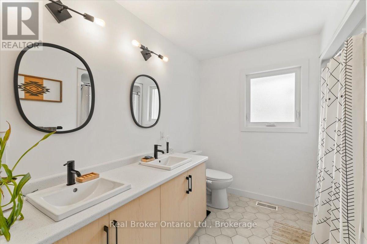1050 9 Highway, South Bruce, Ontario  N0G 2J0 - Photo 11 - X13132706