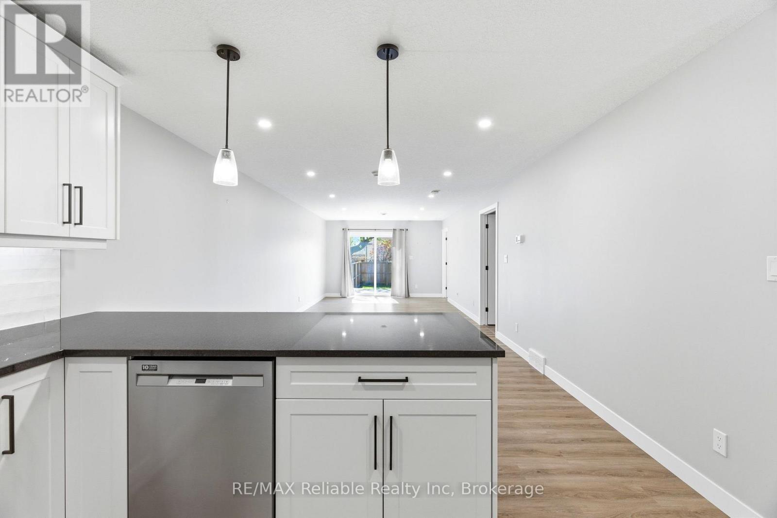 152 Sills Street, Huron East, Ontario  N0K 1W0 - Photo 13 - X13132814