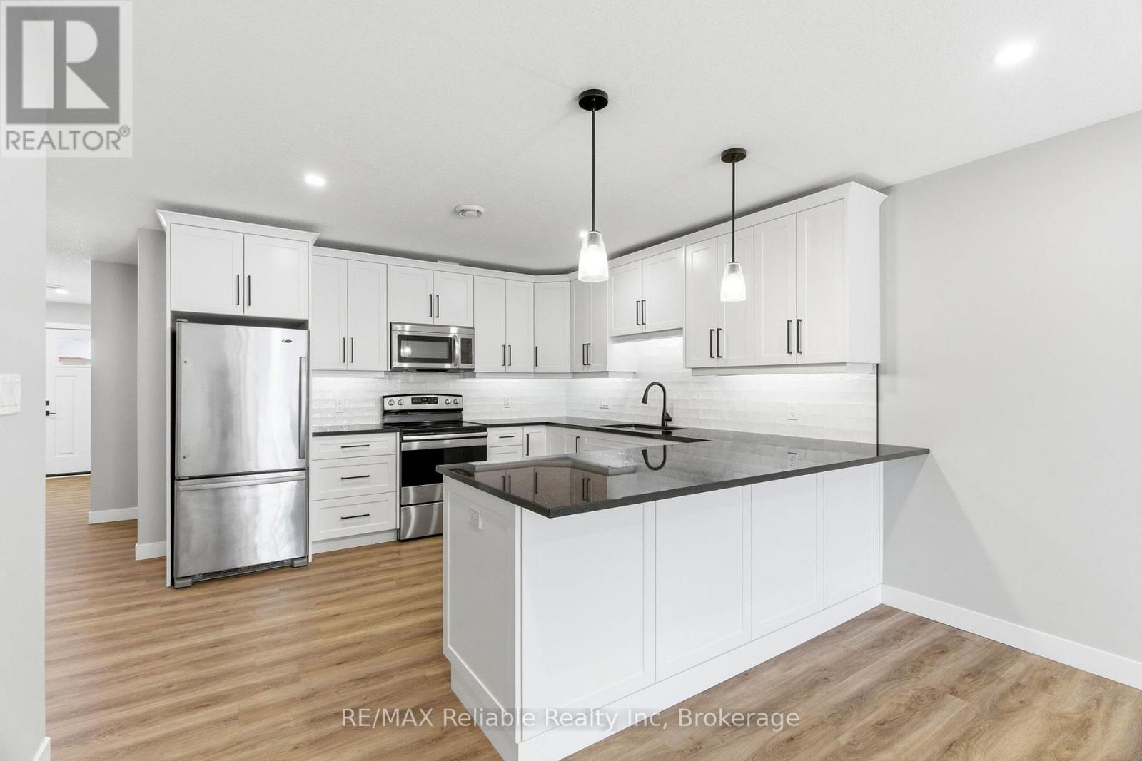 152 Sills Street, Huron East, Ontario  N0K 1W0 - Photo 15 - X13132814