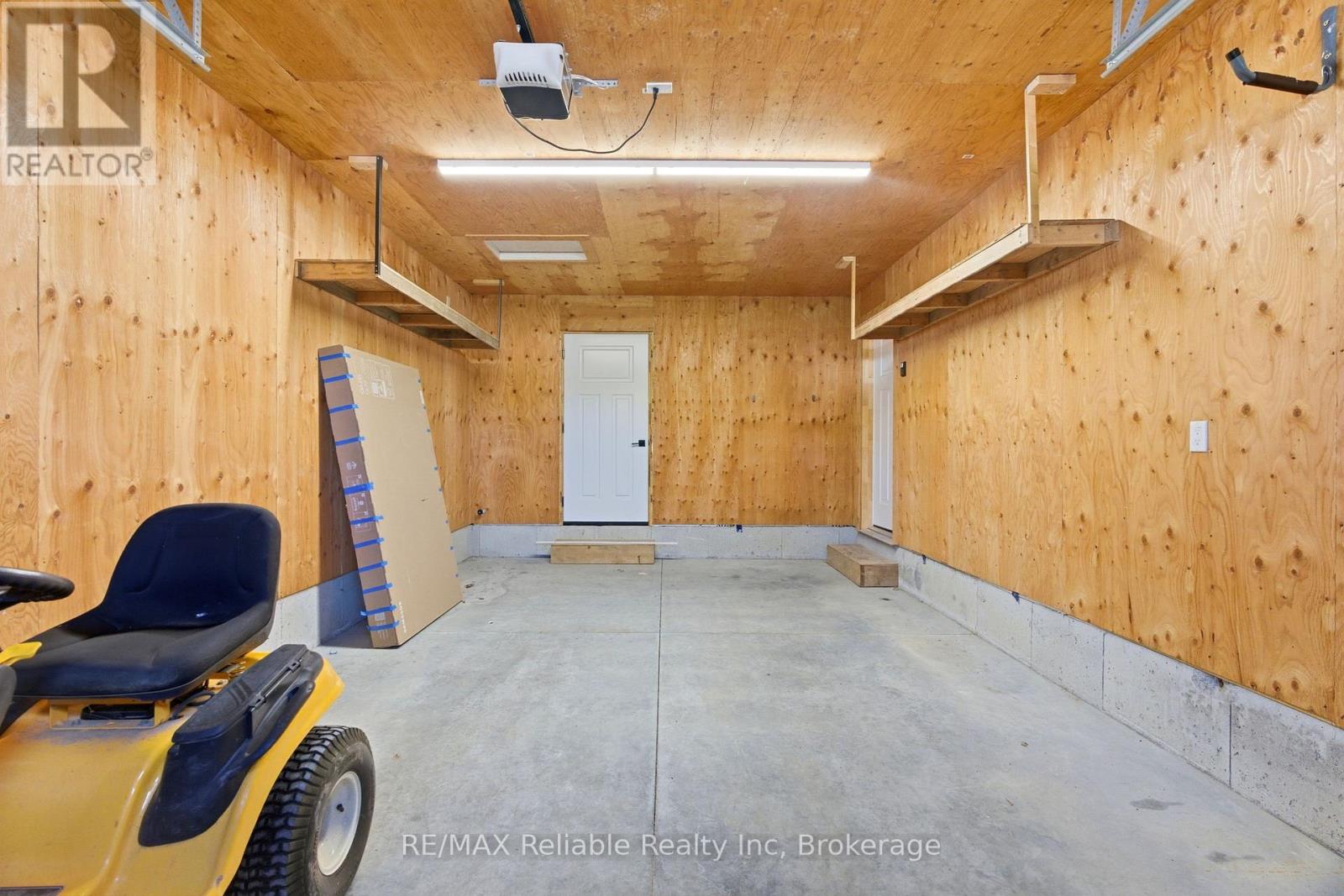 152 Sills Street, Huron East, Ontario  N0K 1W0 - Photo 34 - X13132814