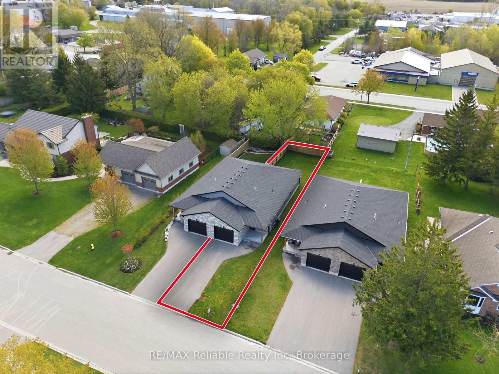 152 Sills Street, Huron East, Ontario  N0K 1W0 - Photo 5 - X13132814