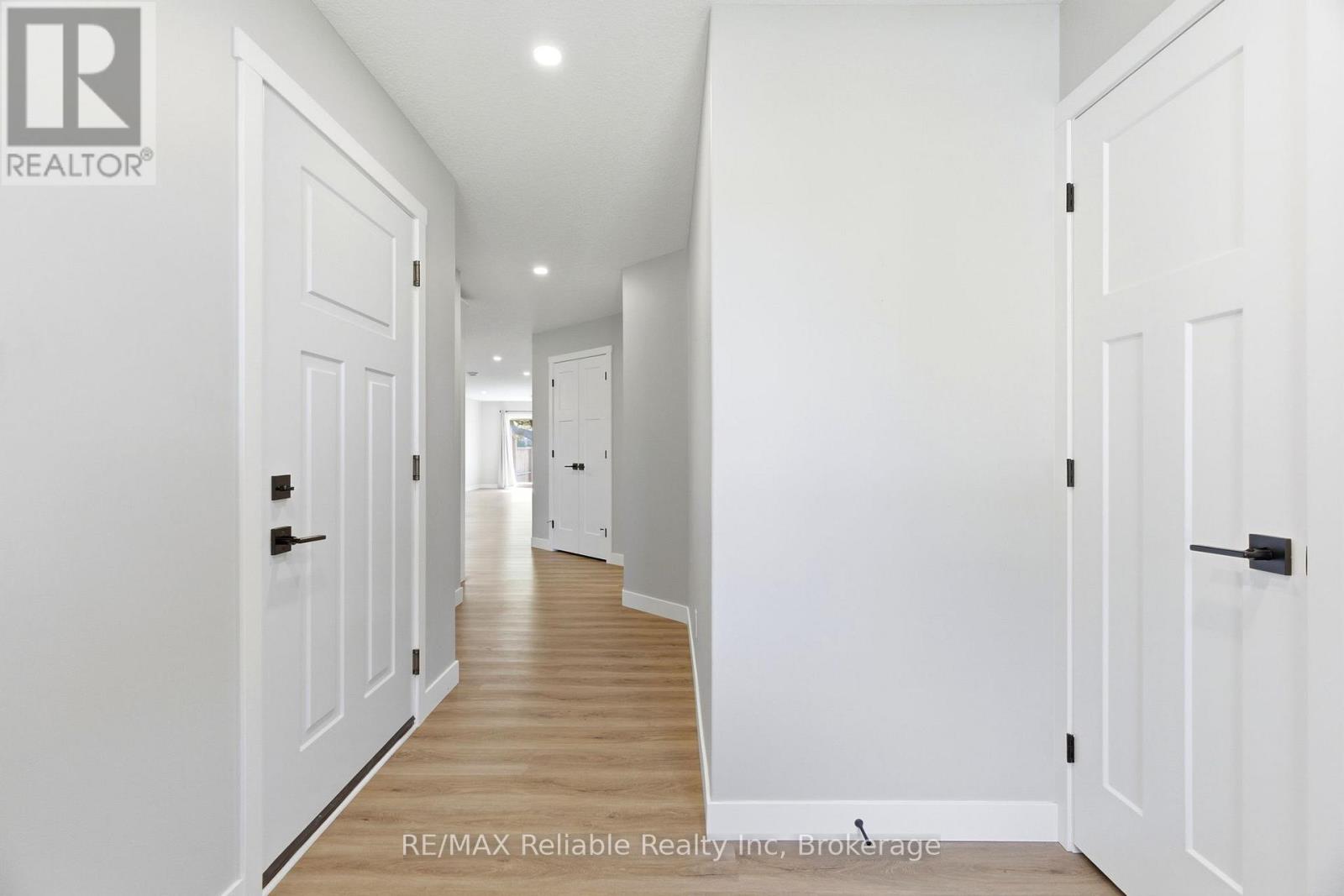 152 Sills Street, Huron East, Ontario  N0K 1W0 - Photo 7 - X13132814
