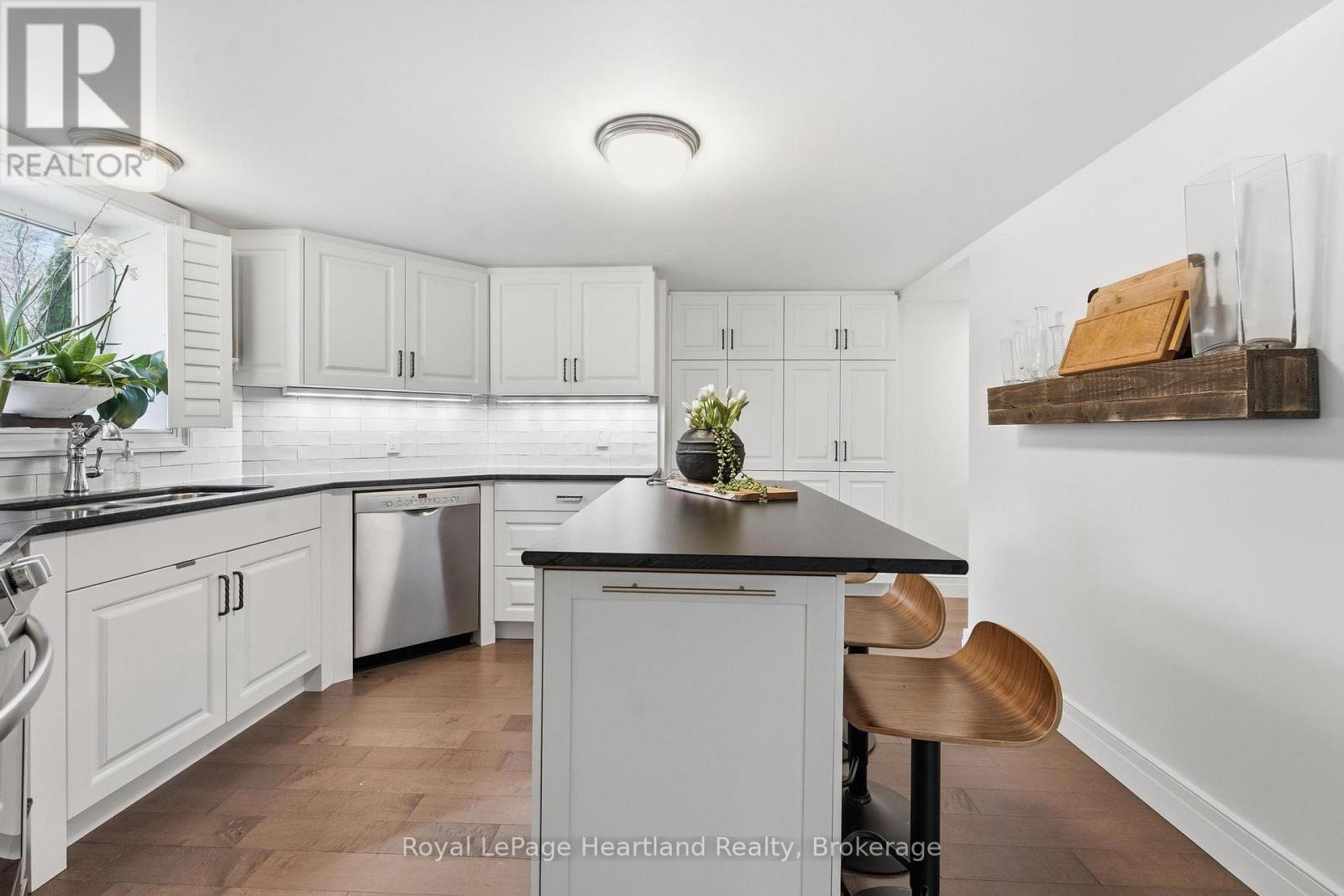 100 - 5 Cobourg Street, Goderich, Ontario  N7A 2J1 - Photo 19 - X13133190
