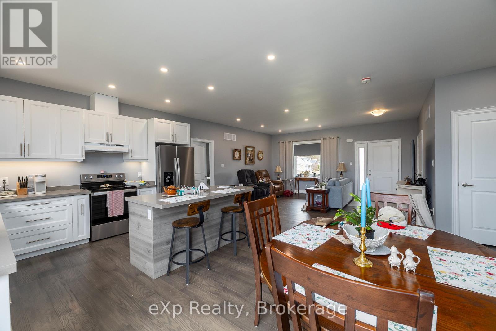 43 Country Crescent, Meaford, Ontario  N4L 1L7 - Photo 8 - X13133298