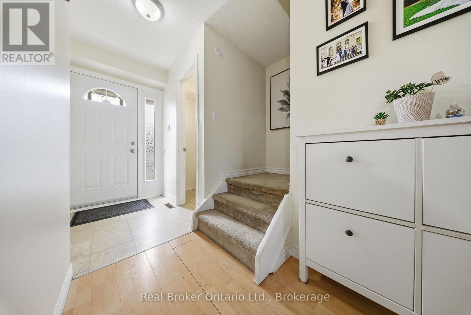 41 - 32 Mowat Boulevard, Kitchener, Ontario  N2E 1X4 - Photo 3 - X13133348