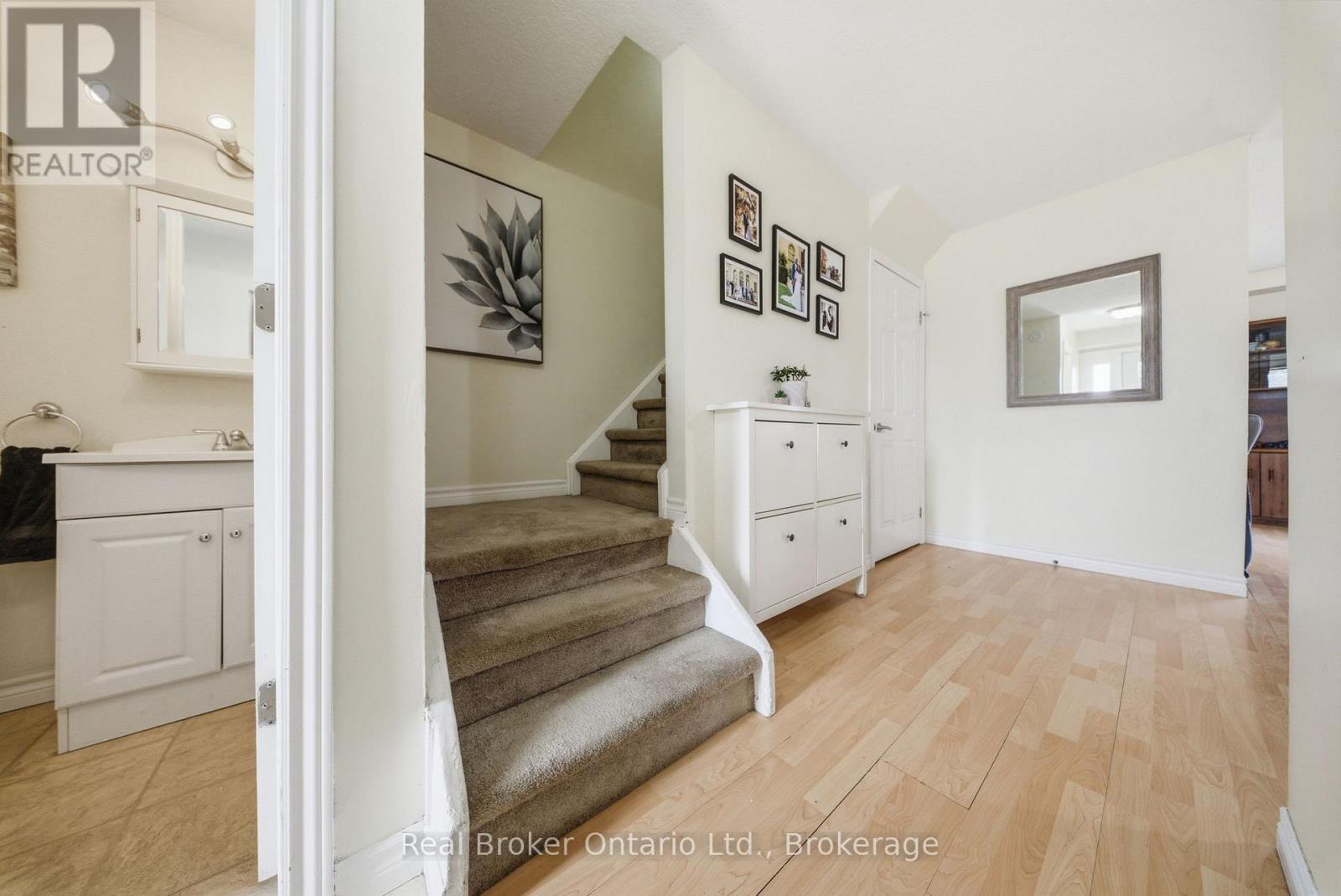 41 - 32 Mowat Boulevard, Kitchener, Ontario  N2E 1X4 - Photo 4 - X13133348