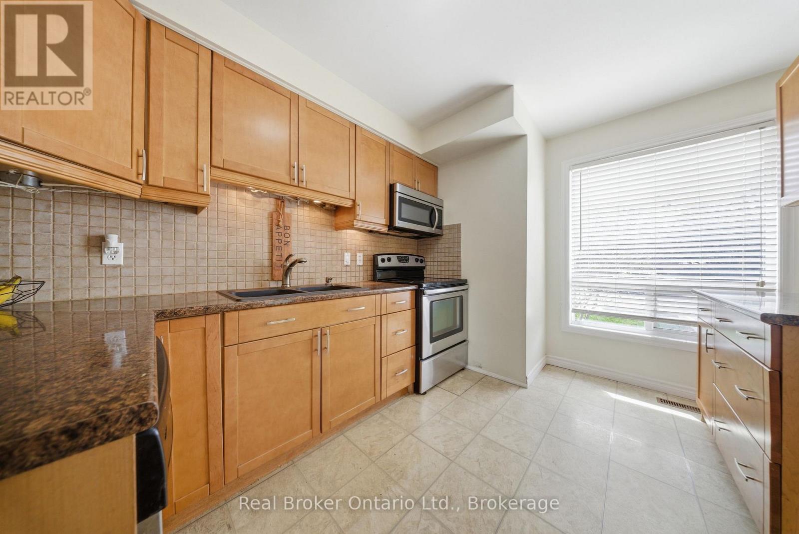 41 - 32 Mowat Boulevard, Kitchener, Ontario  N2E 1X4 - Photo 5 - X13133348