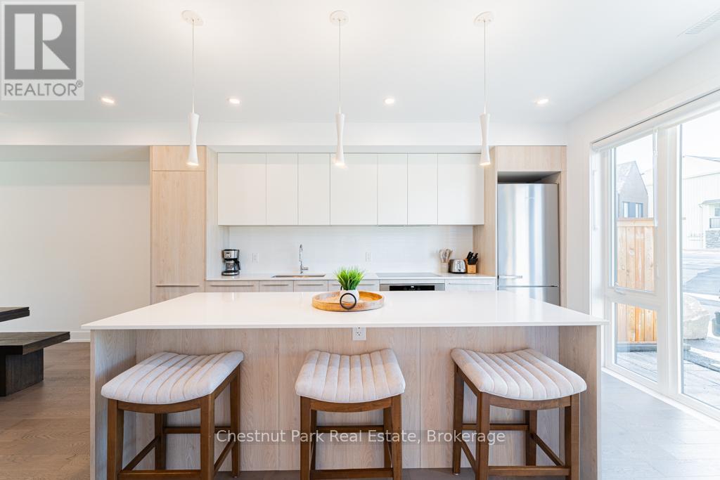 29 Rockmount Crescent, Gravenhurst, Ontario  P1P 0A6 - Photo 6 - X13133368