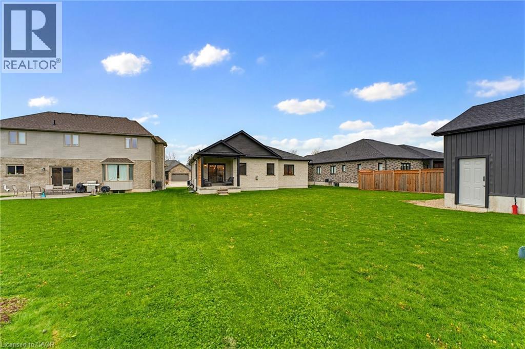 24 Gilmer Crescent, Listowel, Ontario  N4W 0H2 - Photo 33 - 40829782