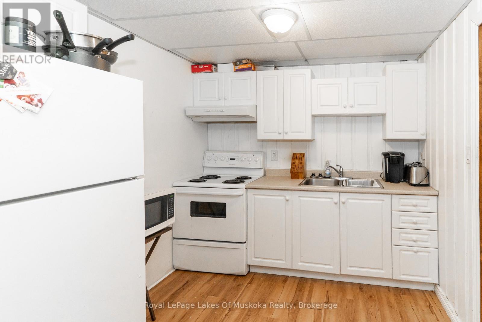 183 Santas Village Road, Bracebridge, Ontario  P1L 1W8 - Photo 25 - X13133870