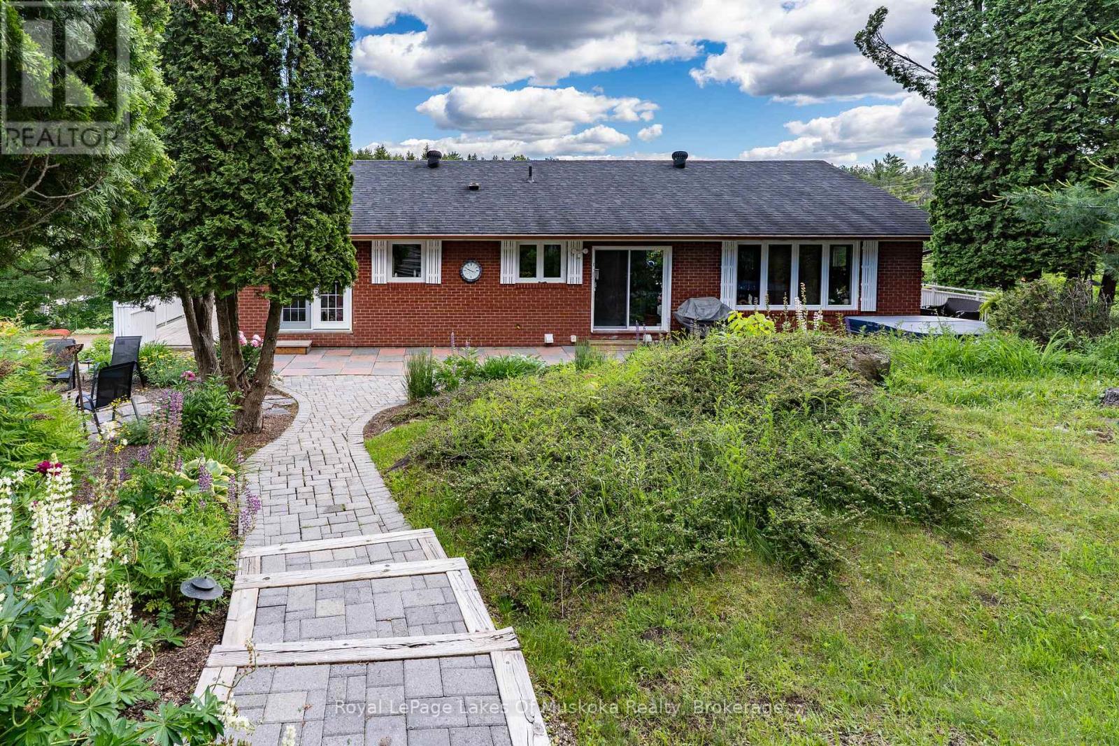 183 Santas Village Road, Bracebridge, Ontario  P1L 1W8 - Photo 31 - X13133870