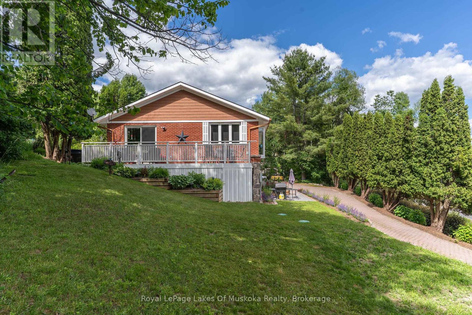 183 Santas Village Road, Bracebridge, Ontario  P1L 1W8 - Photo 49 - X13133870