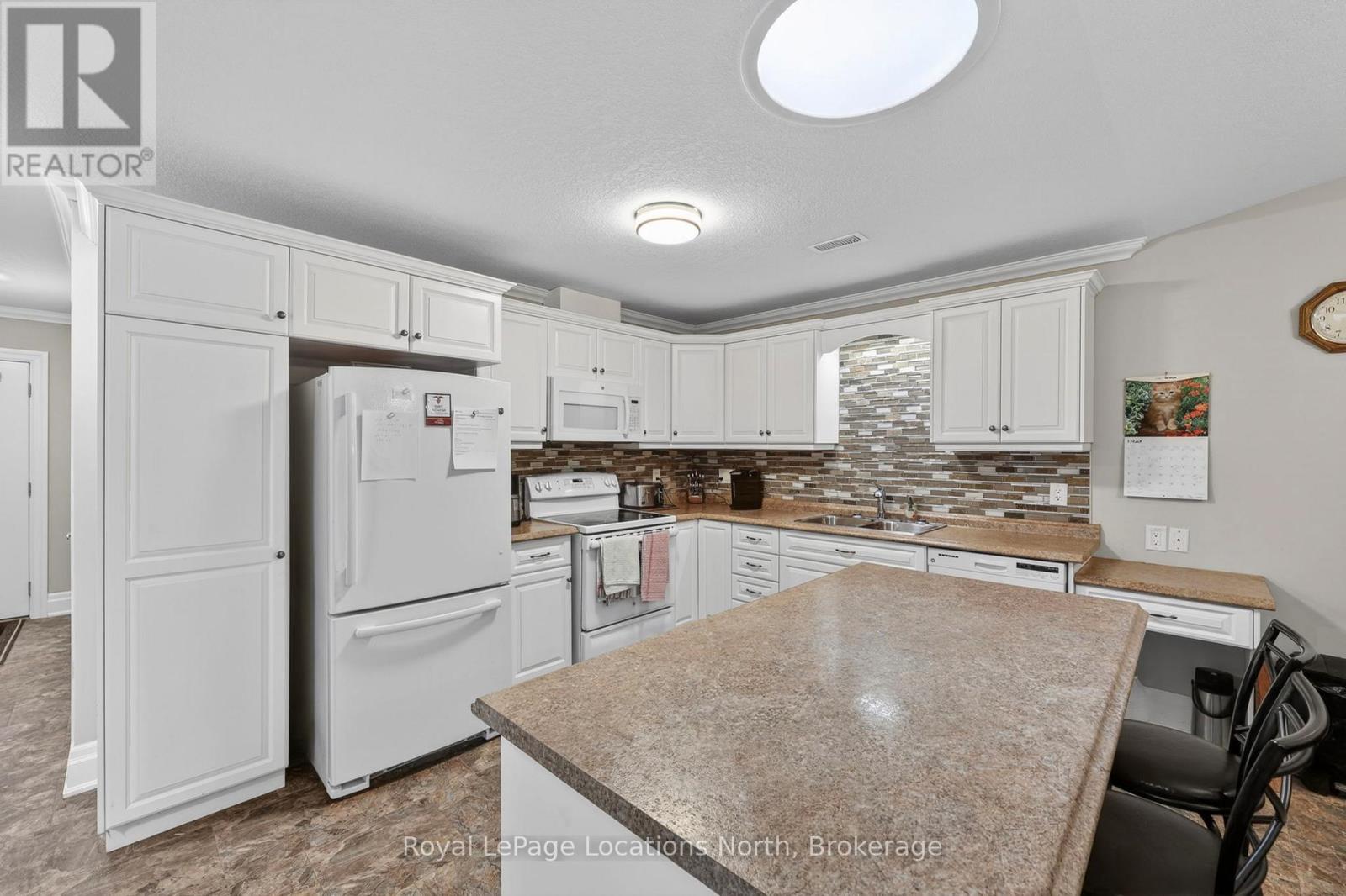 47 Clover Crescent, Wasaga Beach, Ontario  L9Z 0G4 - Photo 13 - S13134336