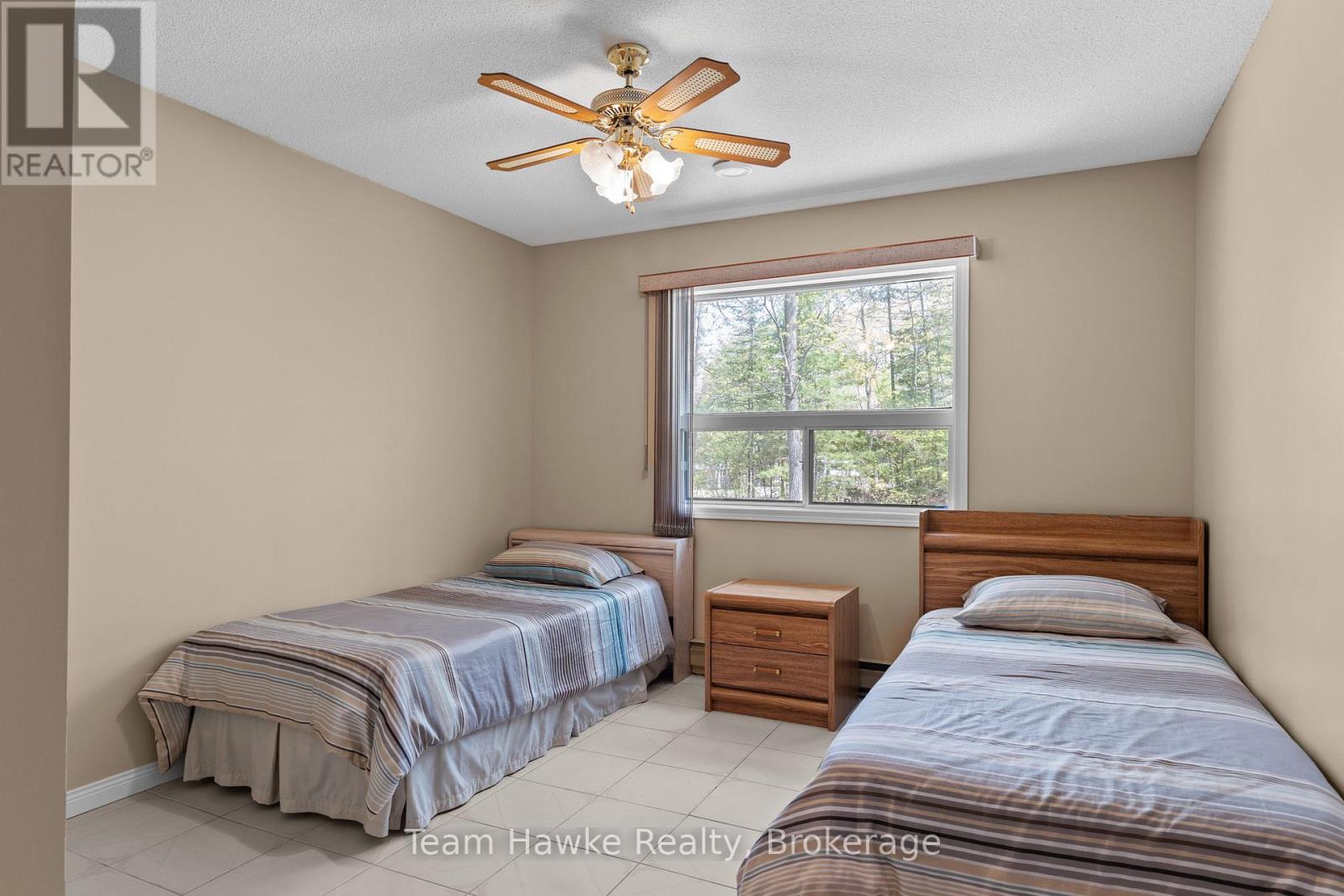 2253 Tiny Beaches Road S, Tiny, Ontario  L0L 1P1 - Photo 13 - S13134392