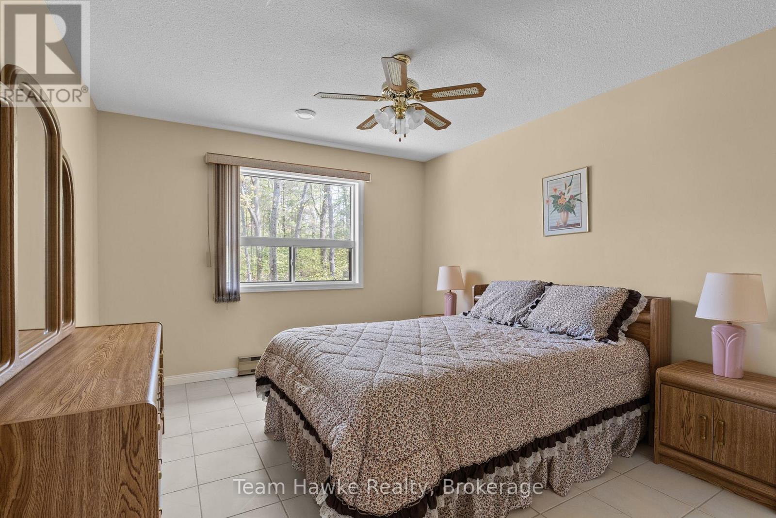 2253 Tiny Beaches Road S, Tiny, Ontario  L0L 1P1 - Photo 14 - S13134392