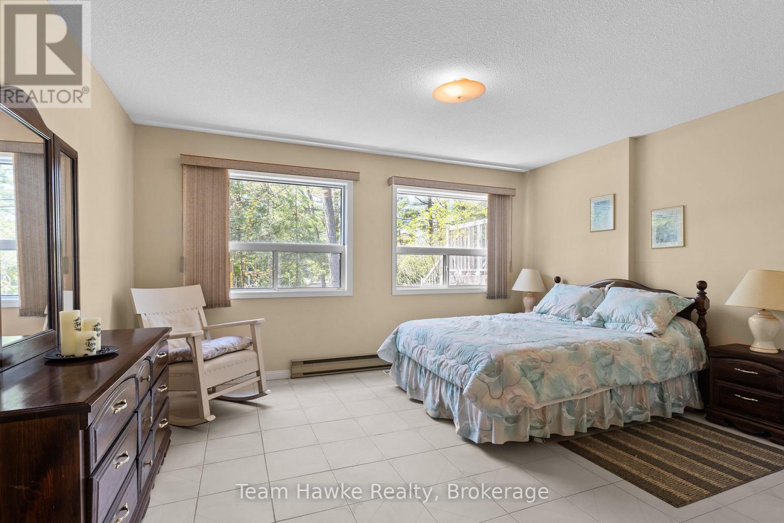 2253 Tiny Beaches Road S, Tiny, Ontario  L0L 1P1 - Photo 20 - S13134392