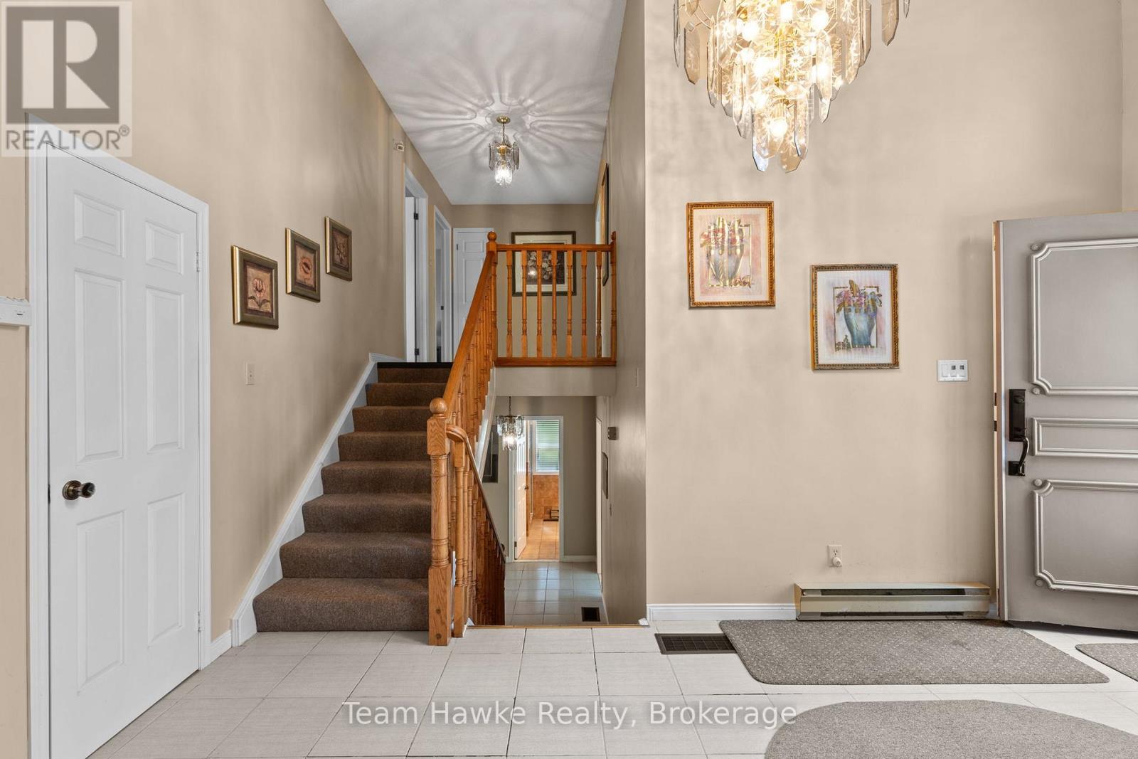 2253 Tiny Beaches Road S, Tiny, Ontario  L0L 1P1 - Photo 5 - S13134392
