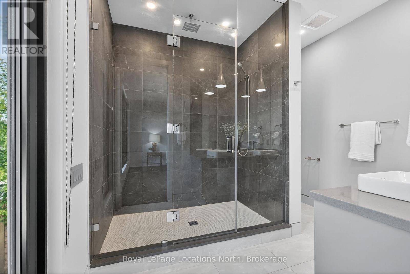 116 Courchevel Crescent, Blue Mountains, Ontario  L9Y 0Z8 - Photo 24 - X13134066