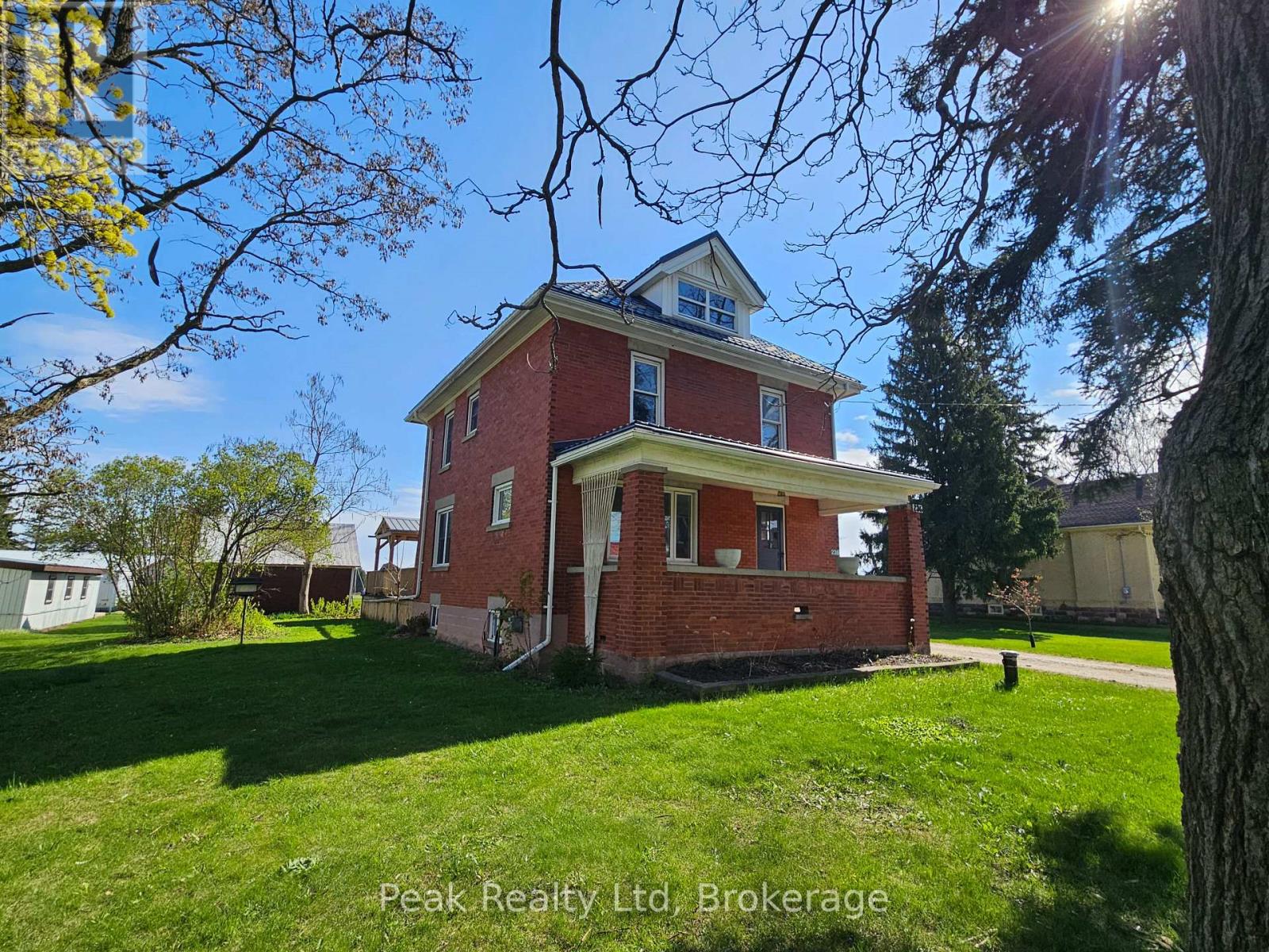236 Huron Road, Perth East, Ontario  N0K 1X0 - Photo 2 - X13134096
