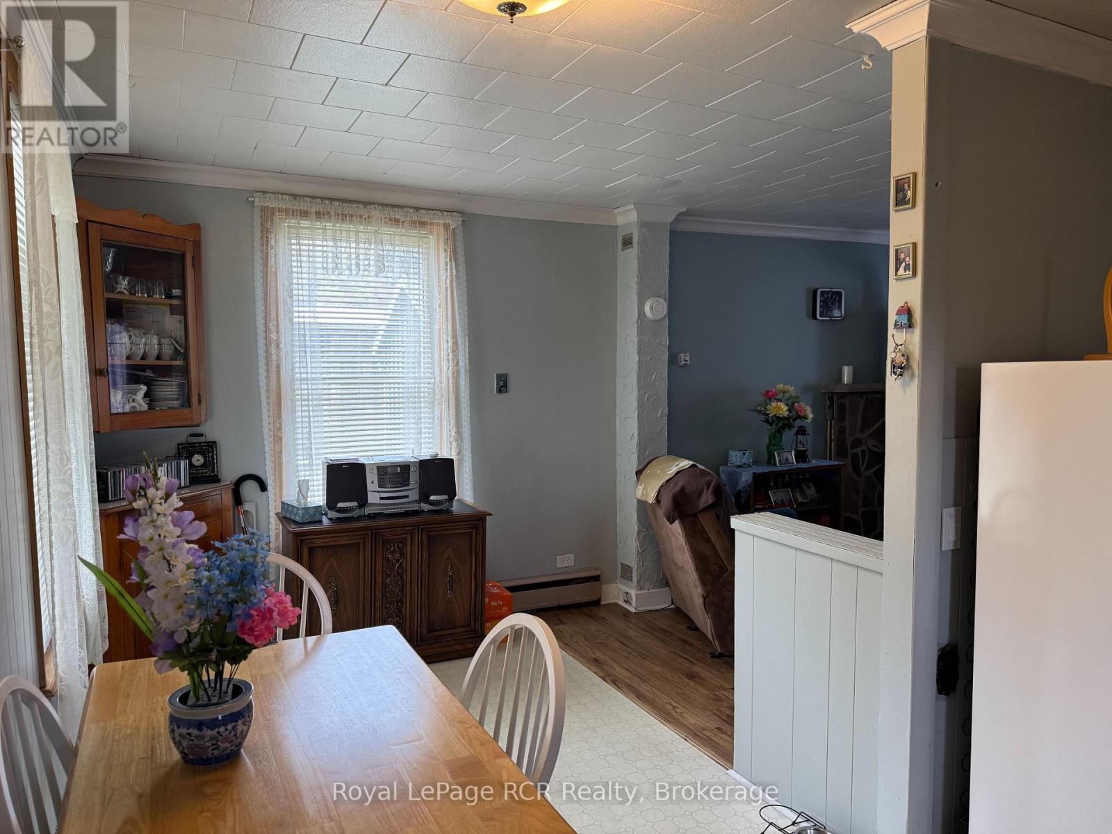 381 14th Street W, Owen Sound, Ontario  N4K 3X9 - Photo 4 - X13134370
