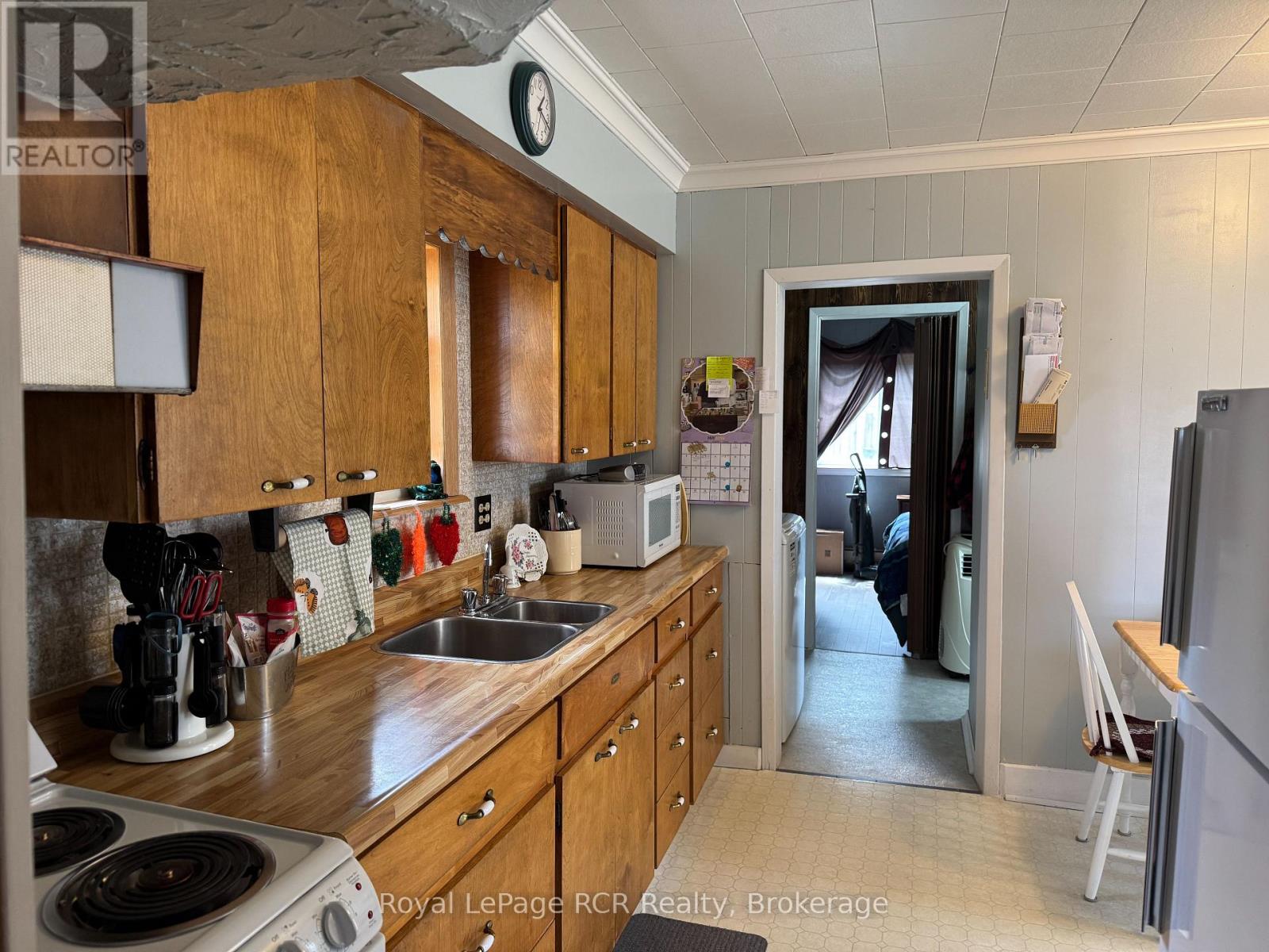 381 14th Street W, Owen Sound, Ontario  N4K 3X9 - Photo 5 - X13134370