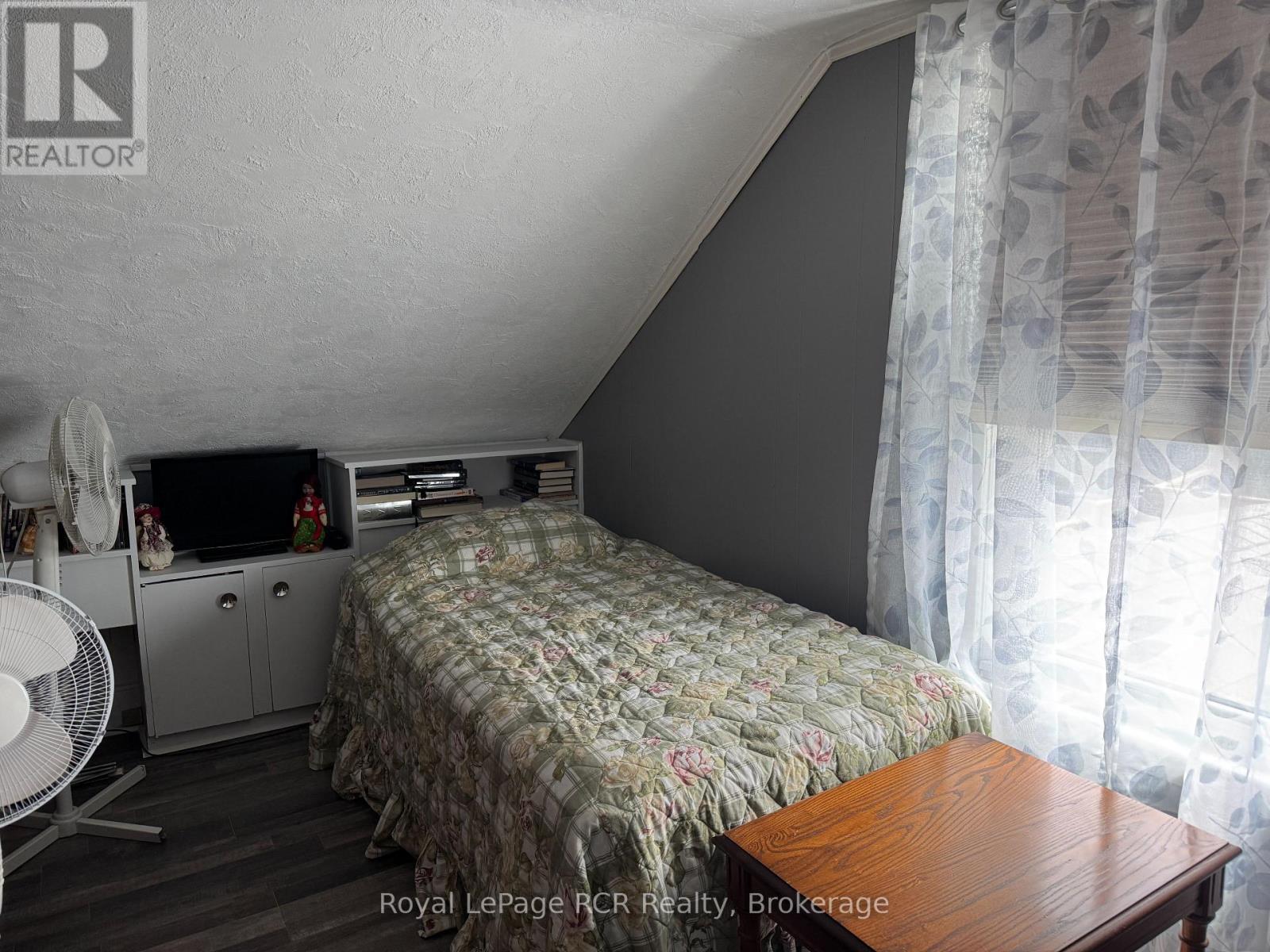 381 14th Street W, Owen Sound, Ontario  N4K 3X9 - Photo 8 - X13134370