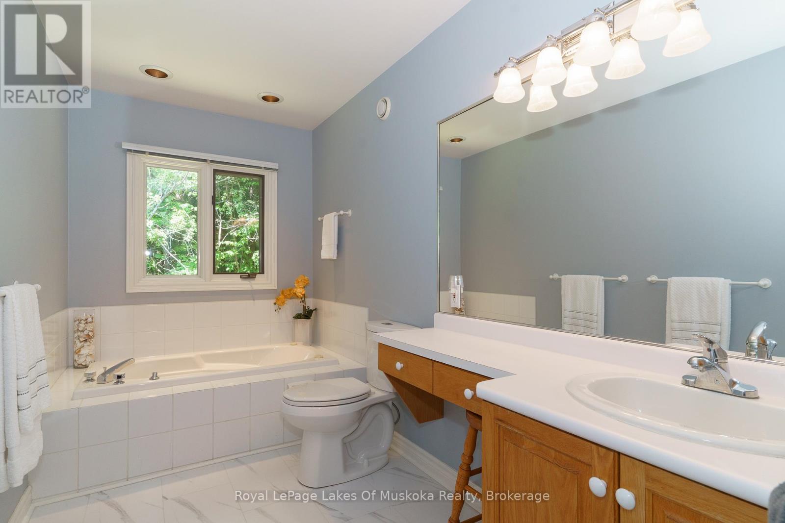 1020 Amelia Crescent, Gravenhurst, Ontario  P0E 1G0 - Photo 16 - X13134456