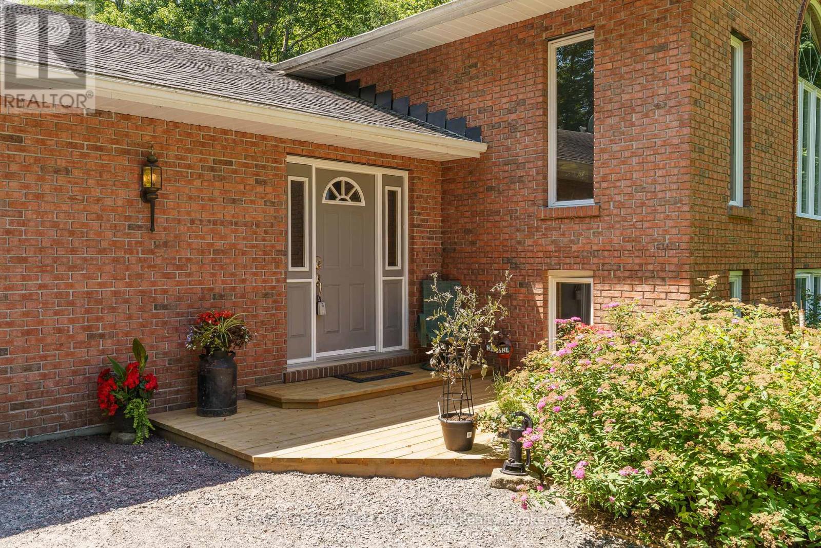 1020 Amelia Crescent, Gravenhurst, Ontario  P0E 1G0 - Photo 4 - X13134456