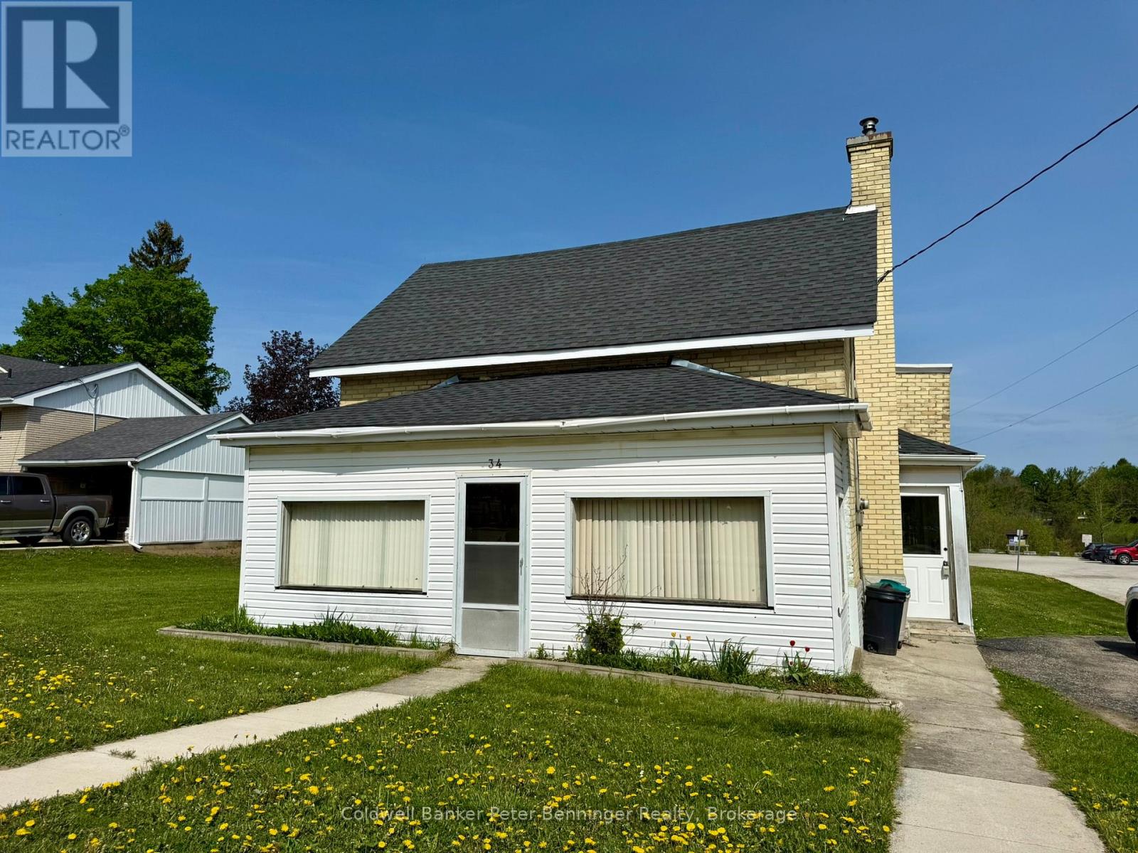 34 Mcgivern Street W, Brockton, Ontario  N0G 2V0 - Photo 2 - X13134494