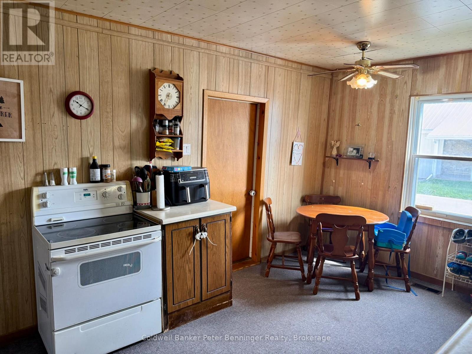 34 Mcgivern Street W, Brockton, Ontario  N0G 2V0 - Photo 9 - X13134494