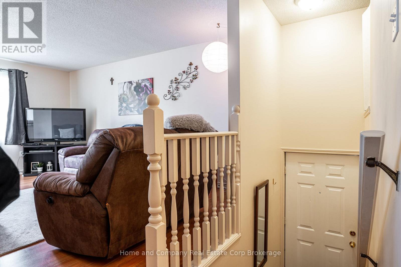 256 Huron Street, Stratford, Ontario  N5A 5T2 - Photo 5 - X13134770