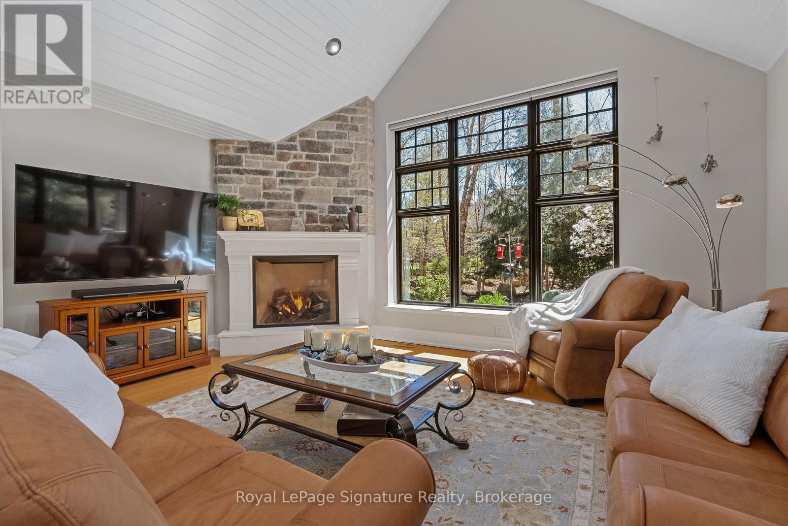 108 Mcmullen Court, Blue Mountains, Ontario  N0H 2P0 - Photo 5 - X13134916