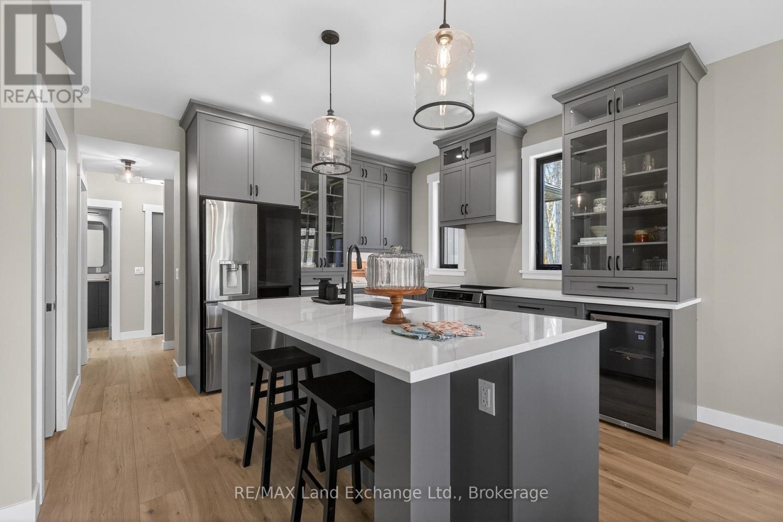 244 St Arnaud Street, Huron-Kinloss, Ontario  N0G 2R0 - Photo 10 - X13135054