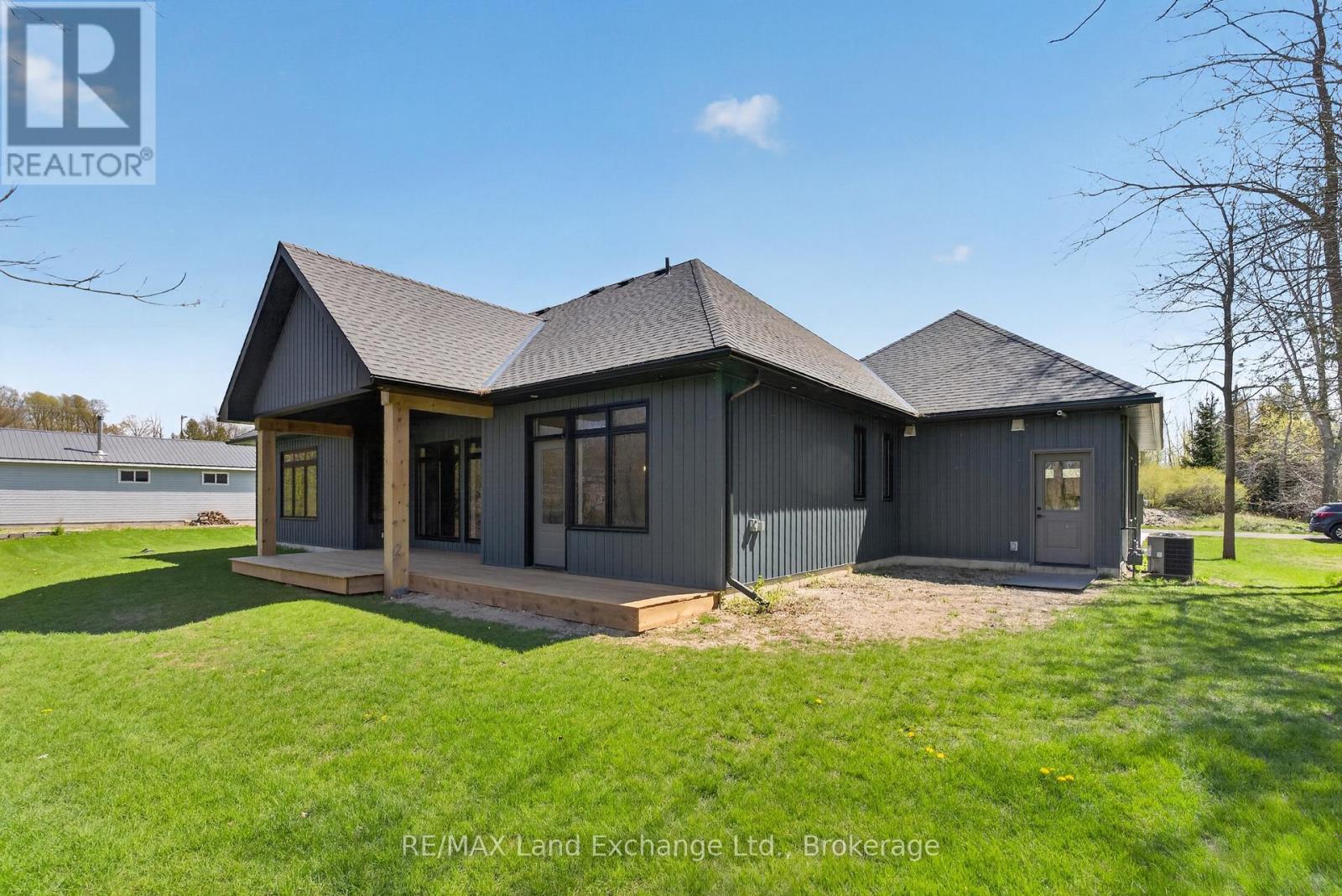 244 St Arnaud Street, Huron-Kinloss, Ontario  N0G 2R0 - Photo 34 - X13135054
