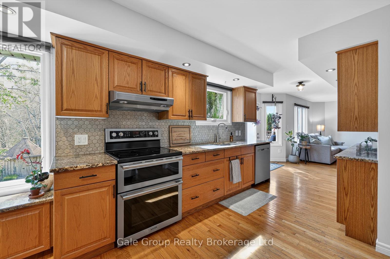 89 Lindsay Road, Woodstock, Ontario  N4V 1A8 - Photo 12 - X13135006