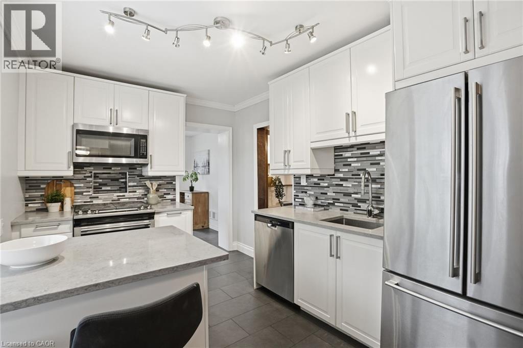 230 Beach Boulevard, Hamilton, Ontario  L8H 6W1 - Photo 12 - 40824105