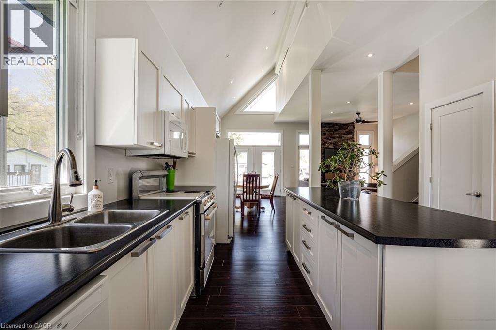 18 Walter Street, Turkey Point, Ontario  N0E 1T0 - Photo 13 - 40830752