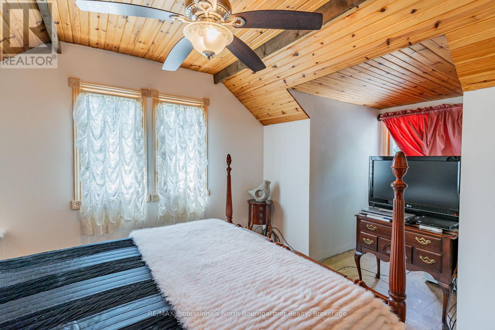 1065 Cloverleaf Road, Algonquin Highlands, Ontario  K0M 1J2 - Photo 32 - X13135162