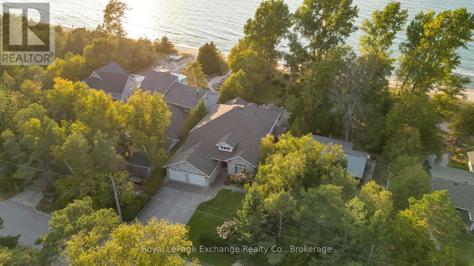 82 Bell Drive, Huron-Kinloss, Ontario  N2Z 0B3 - Photo 2 - X13135312