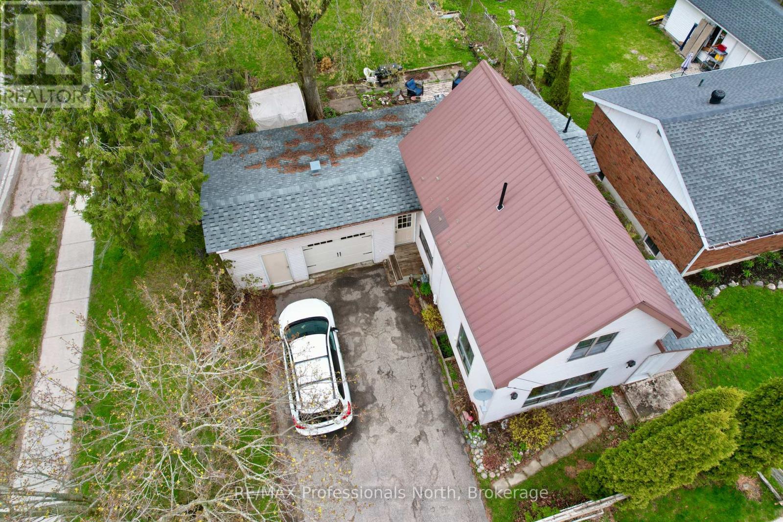 209 Dill St Street, Bracebridge, Ontario  P1L 1E6 - Photo 2 - X13135754