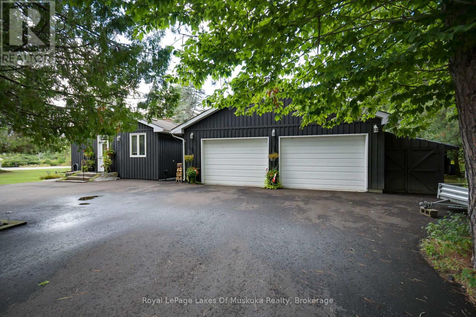 2 Leslie Drive W, Bracebridge, Ontario  P1L 1W8 - Photo 2 - X13136064