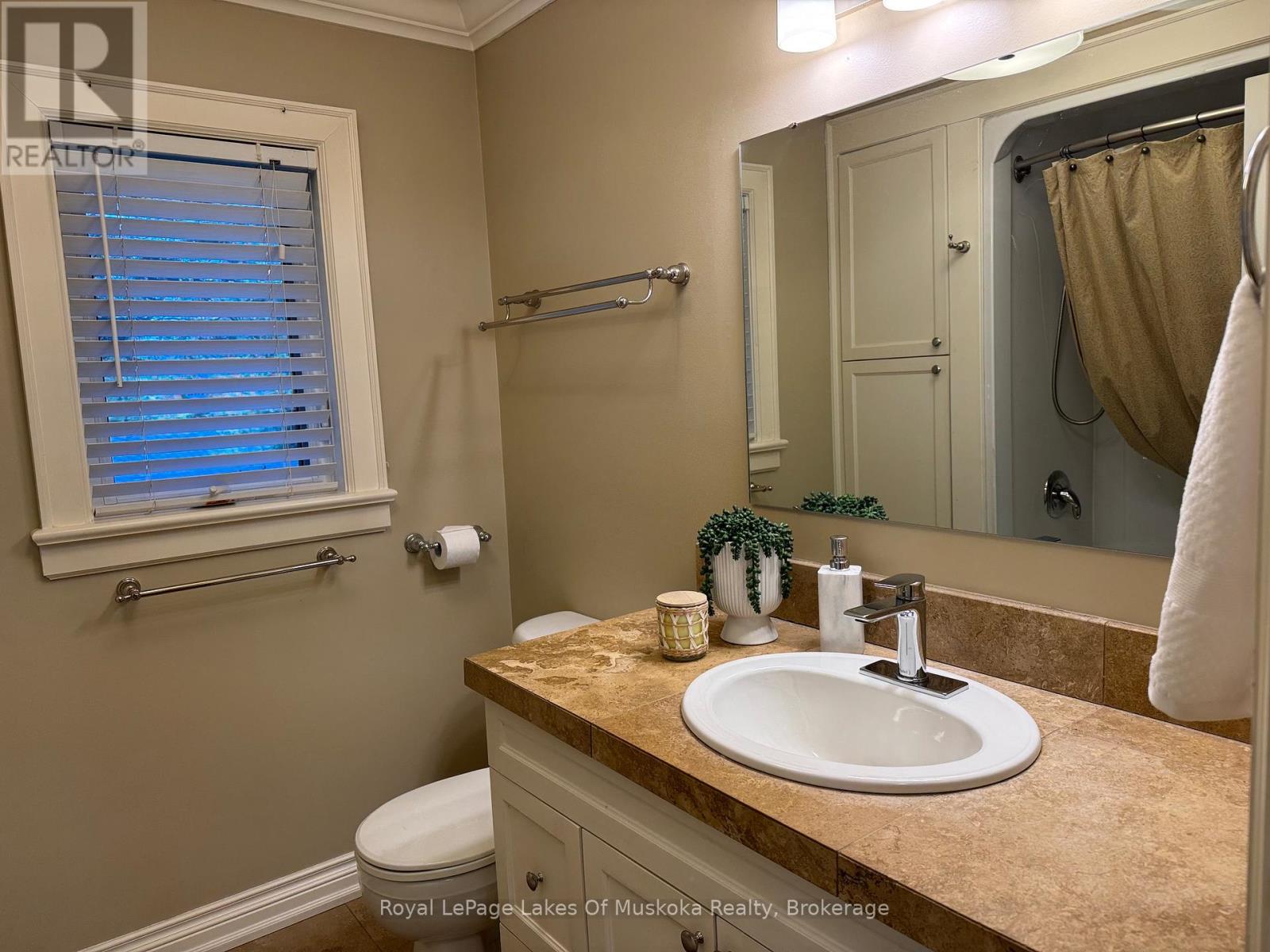 2 Leslie Drive W, Bracebridge, Ontario  P1L 1W8 - Photo 35 - X13136064