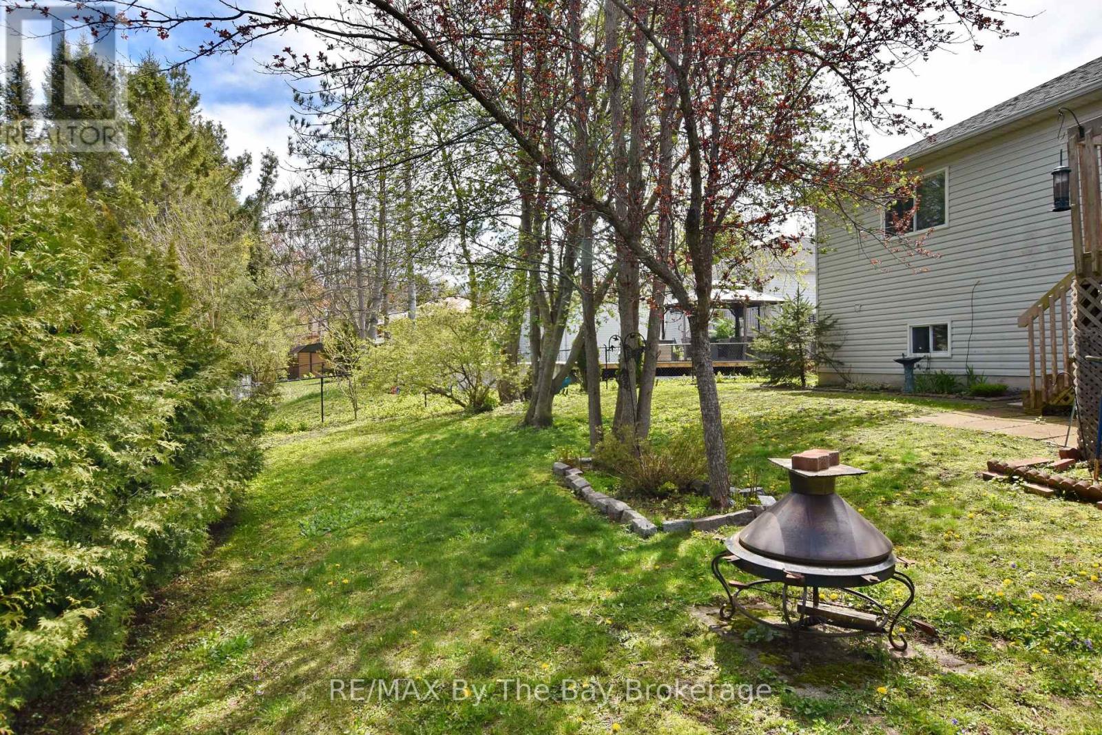 17 Acorn Crescent, Wasaga Beach, Ontario  L9Z 1L6 - Photo 10 - S13136566